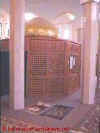mzaarmaytham.JPG (13178 bytes)